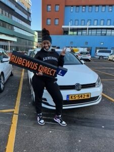 Geslaagde-leerling-1-225x300